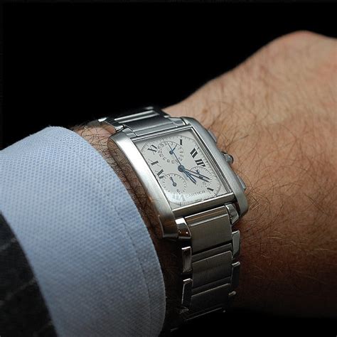 montre homme cartier tank